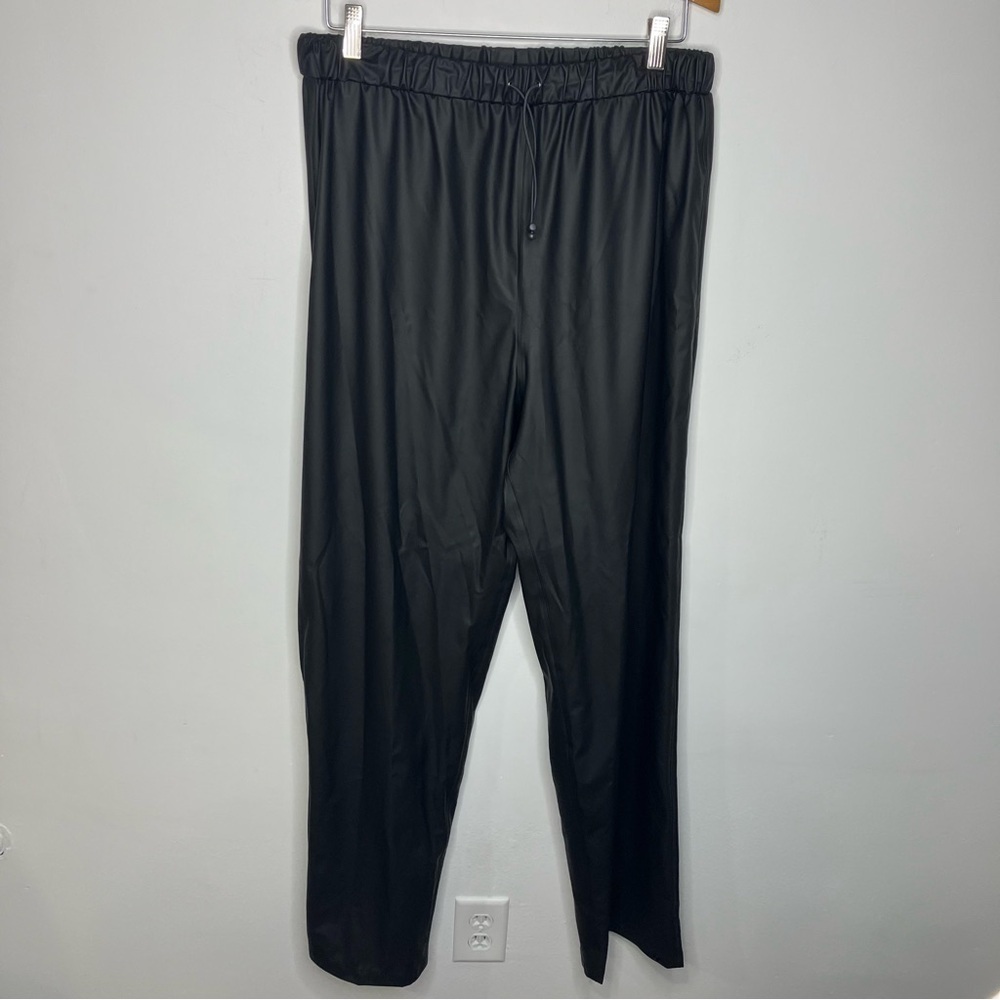 Helly Hanson rain pants size large‎ black